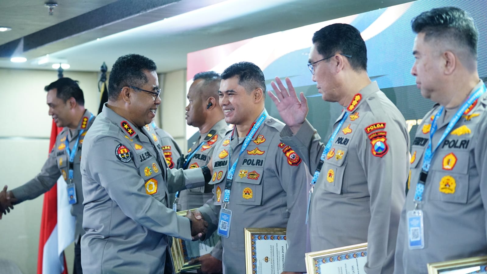 Kabid Humas Polda Jabar Raih Juara 1 Cipta Trending Topik di Rakernis Humas Polri 2026